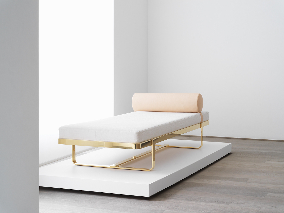 H Bed (Daybed)