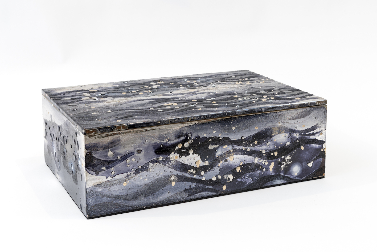 Untitled Silver and Moon Gold Box, 2016