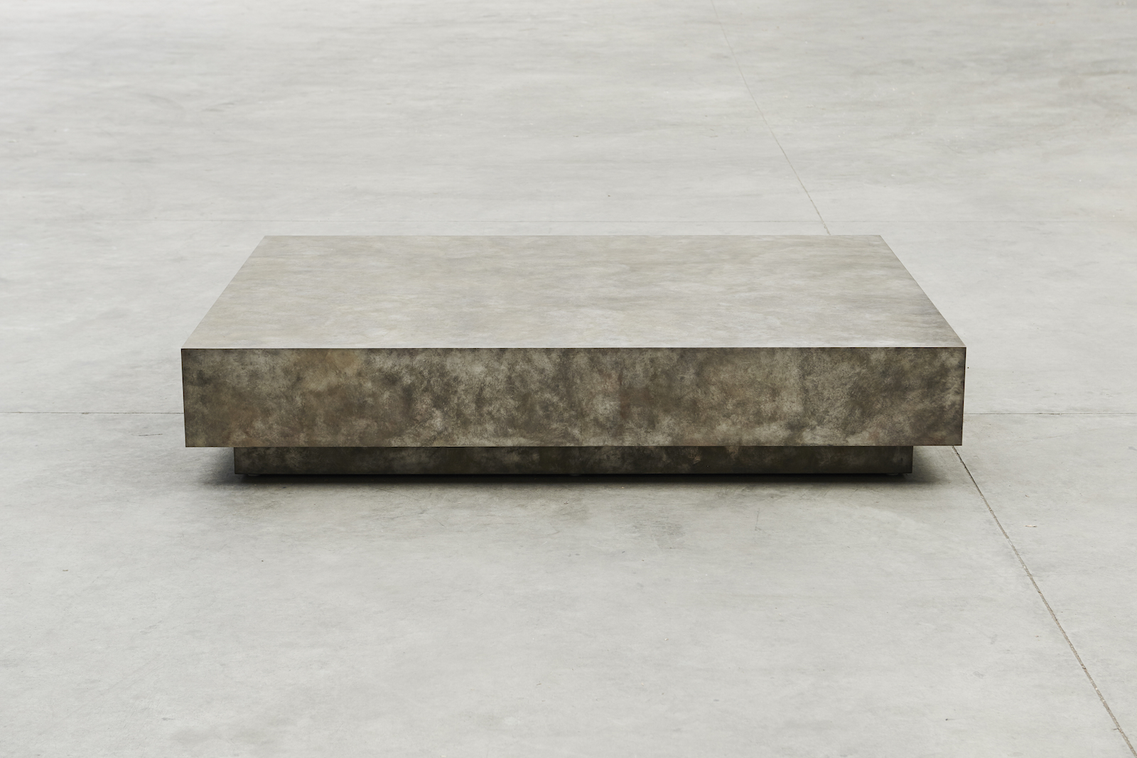 Coffee Table - Silver, 2015